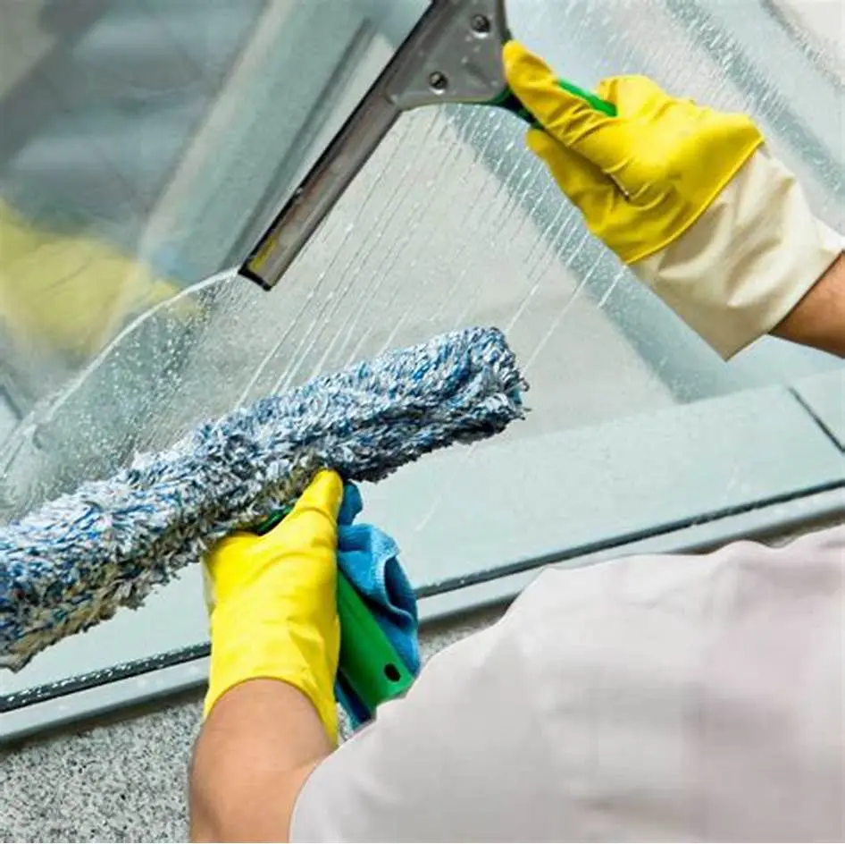 Fensterreinigung in München Fensterputzer München Privathaushalt Gewerbe Preise